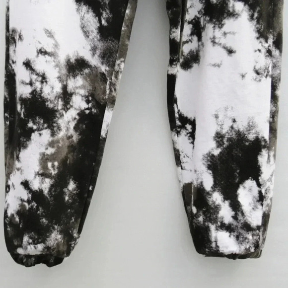 ZELLA BLACK AND WHITE TIE DYE JOGGER SWEATPANTS SIZE XTRA SMALL - Picture 4 of 13